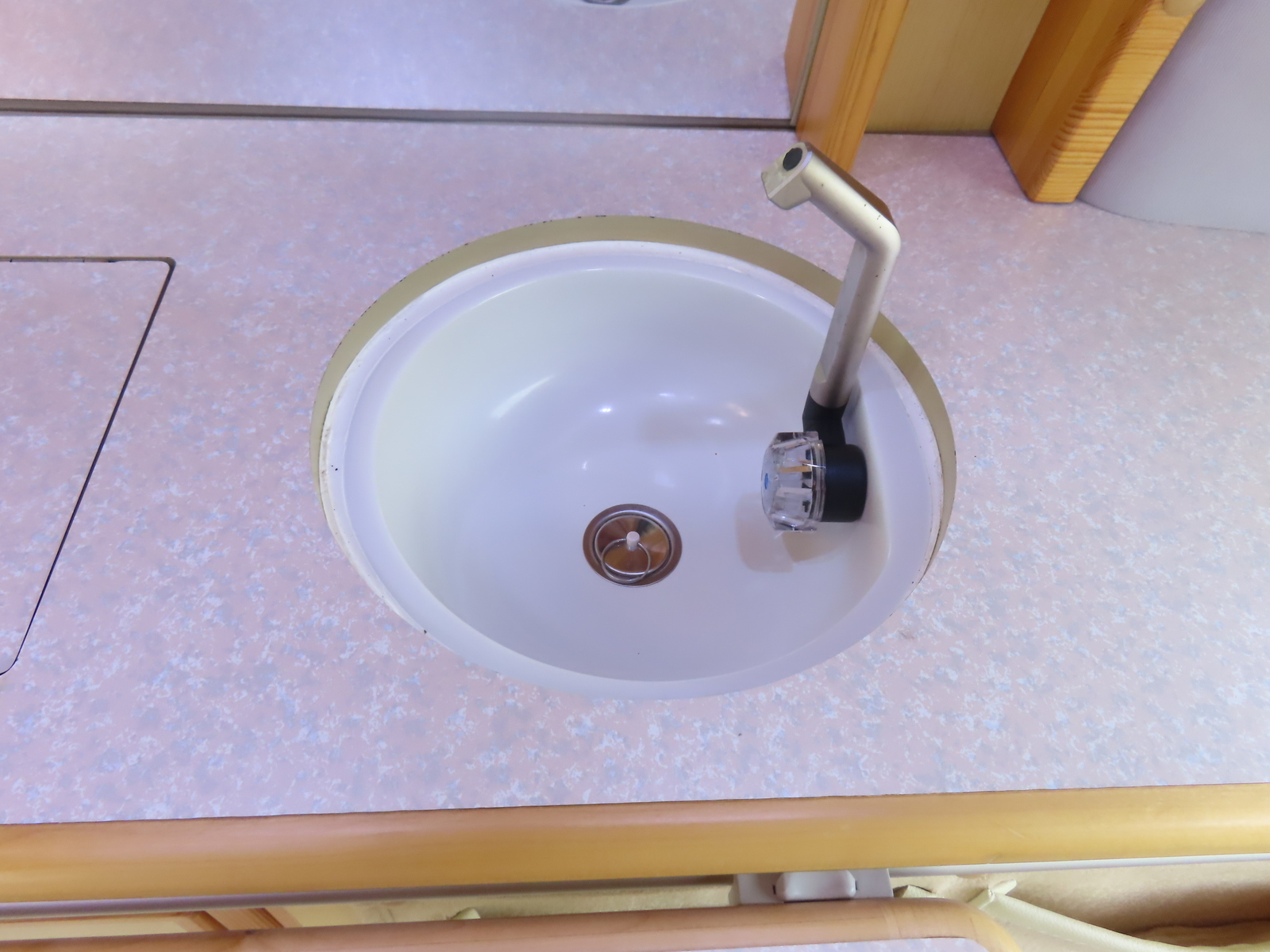 キャンピングカー バンコン ﾀｳﾝｴｰｽ ﾀｺｽ ﾊﾅⅡ