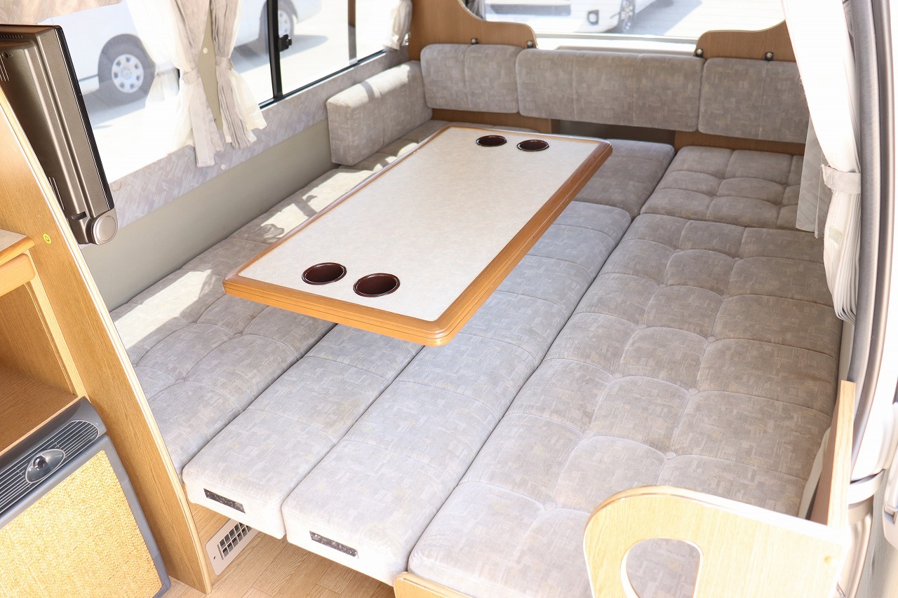 キャンピングカー バンコン ﾚｸﾋﾞｨ ﾊｲｴｰｽﾌﾟﾗｽ　ﾏｯｸｽﾌｧﾝ　ﾄﾞﾗﾚｺ