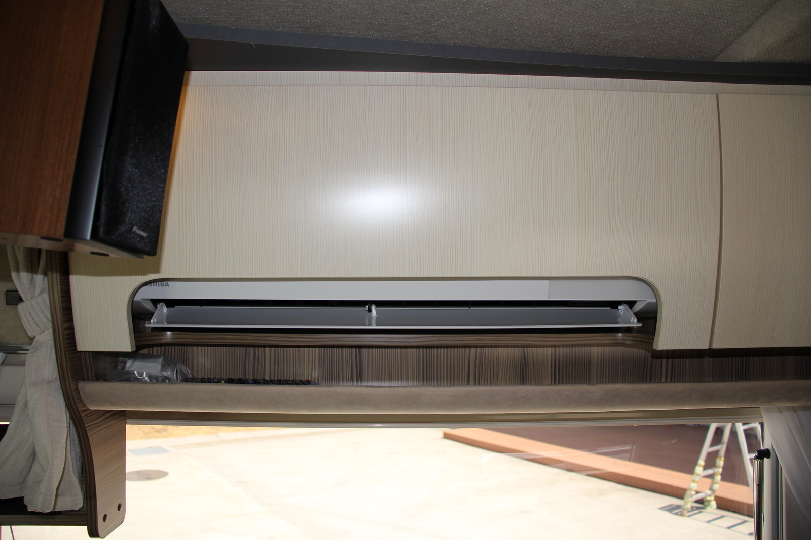 キャンピングカー キャブコン ｶﾑﾛｰﾄﾞ ﾊﾞﾝﾃｯｸ ｼﾞﾙ520 4WD 家庭用AC
