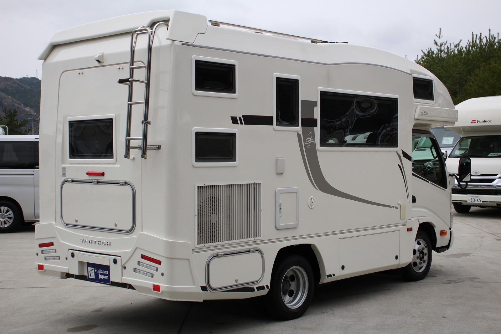 キャンピングカー キャブコン ｶﾑﾛｰﾄﾞ ﾊﾞﾝﾃｯｸ ｼﾞﾙ520 家AC 4WD