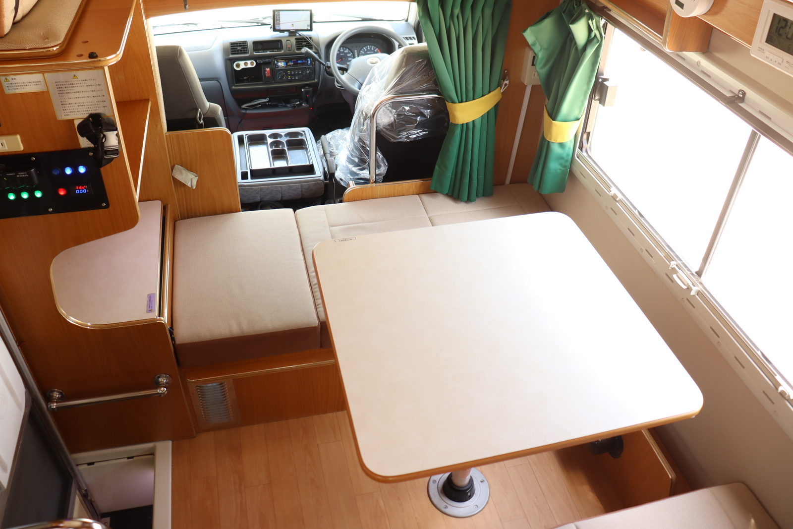 キャンピングカー キャブコン ﾎﾞﾝｺﾞ ﾛｰﾀｽRV ﾏﾝﾎﾞｳｲﾌﾞ　ﾂｲﾝｻﾌﾞ　FF