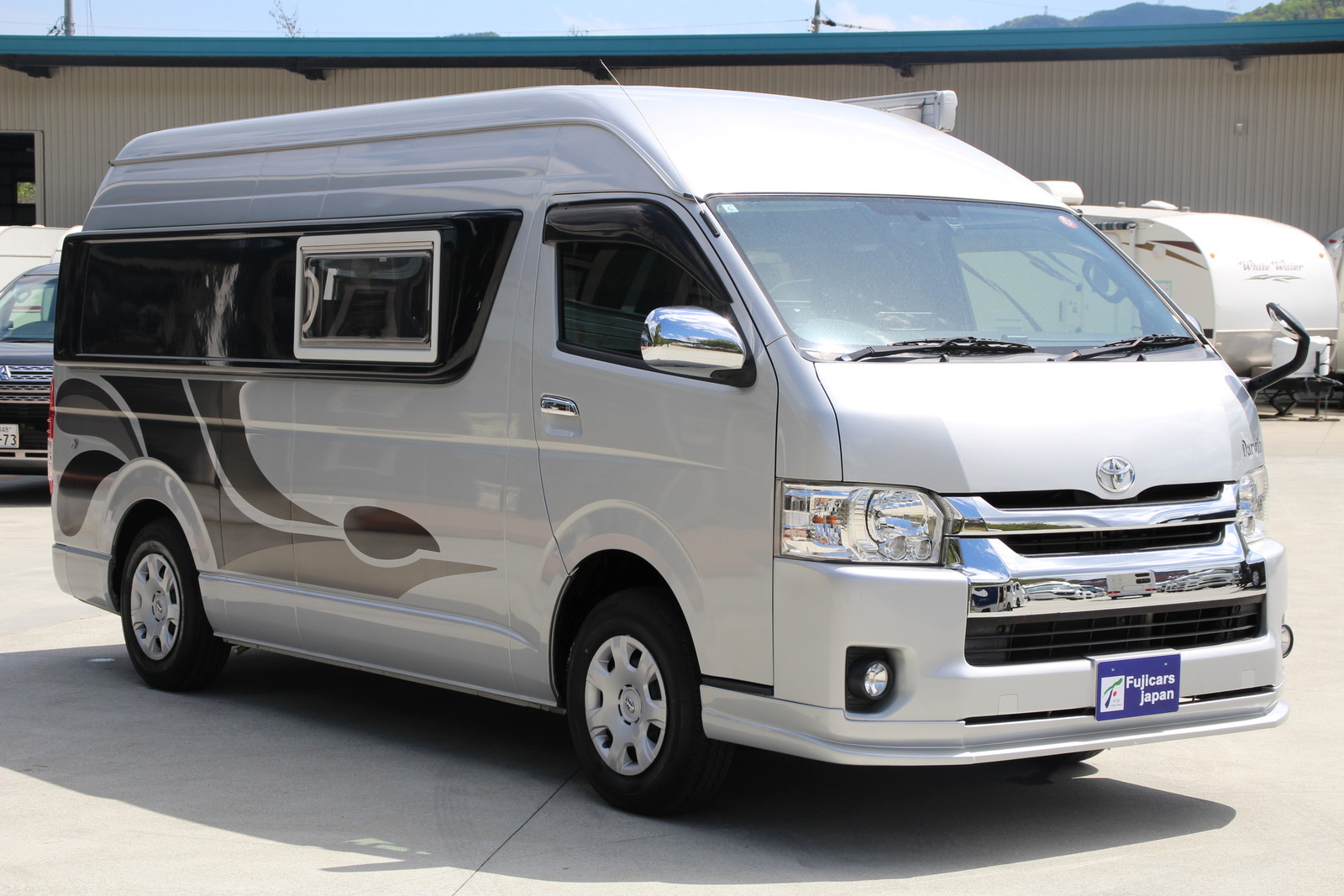 キャンピングカー バンコン ﾊｲｴｰｽ ﾃﾞﾙﾀﾘﾝｸ ﾀﾞｰｳｨﾝQ3 4WD