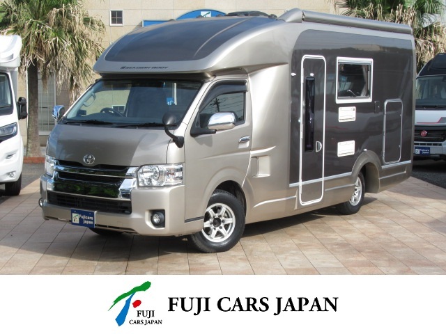 キャンピングカー キャブコン ハイエース セキソー トムバロン