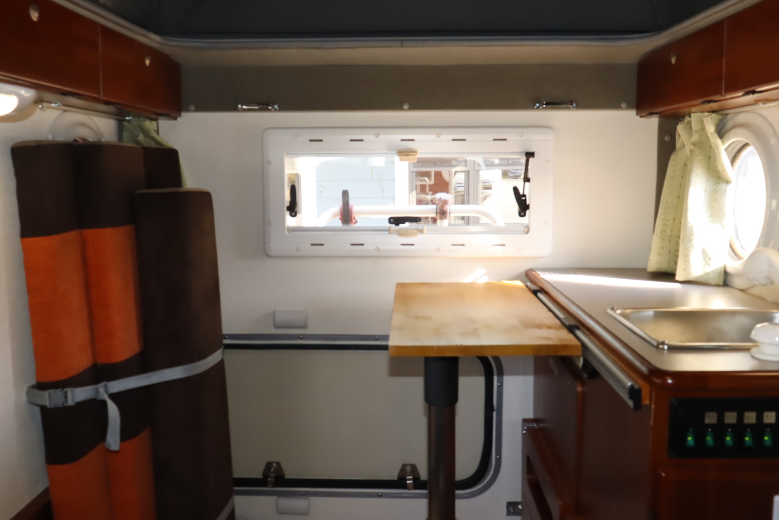 キャンピングカー 軽キャンパー ｸﾘｯﾊﾟｰ ｲﾝﾃﾞｨｱﾅRV ｲﾝﾃﾞｨ727