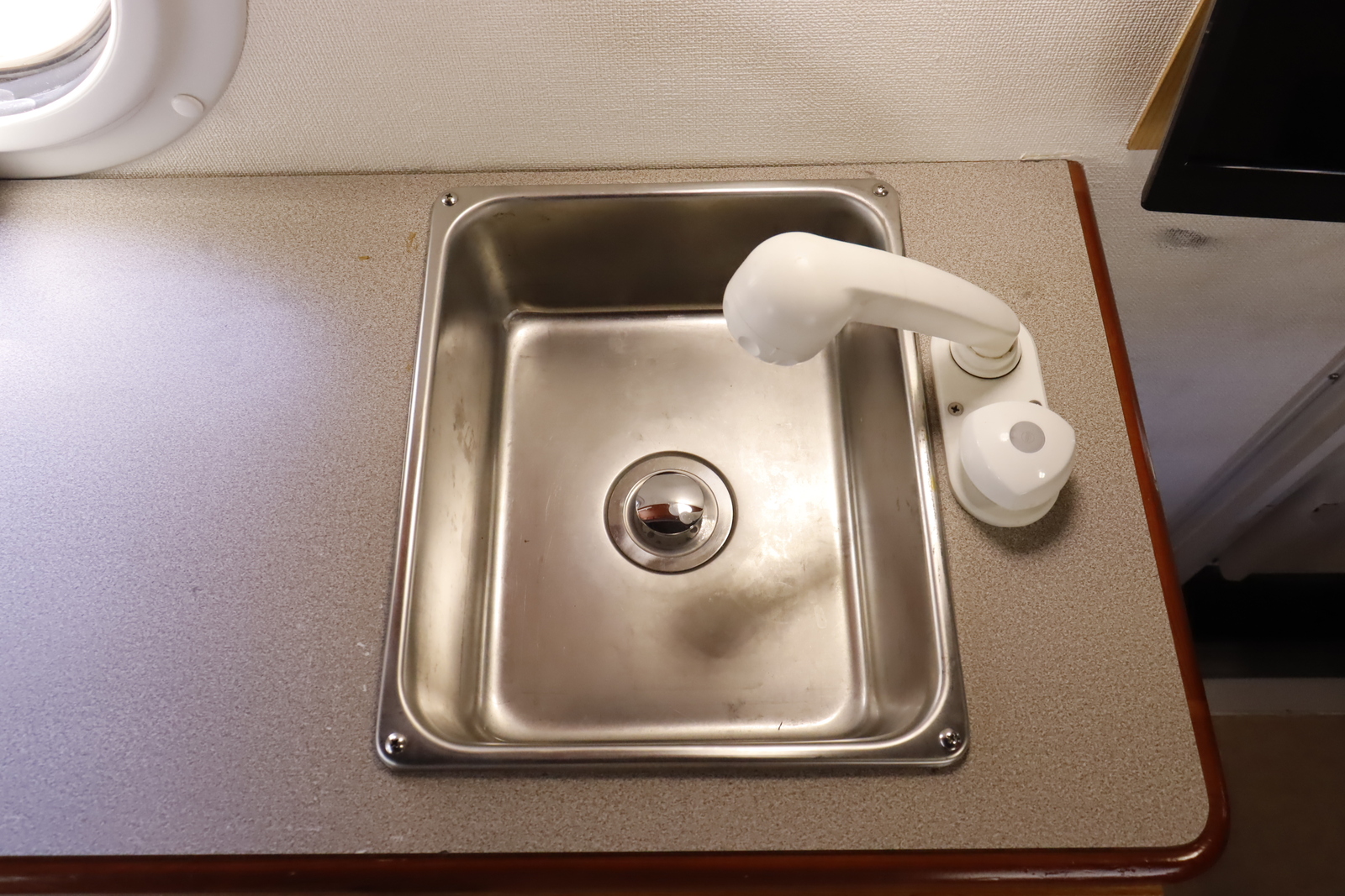 キャンピングカー 軽キャンパー ｸﾘｯﾊﾟｰ ｲﾝﾃﾞｨｱﾅRV ｲﾝﾃﾞｨ727