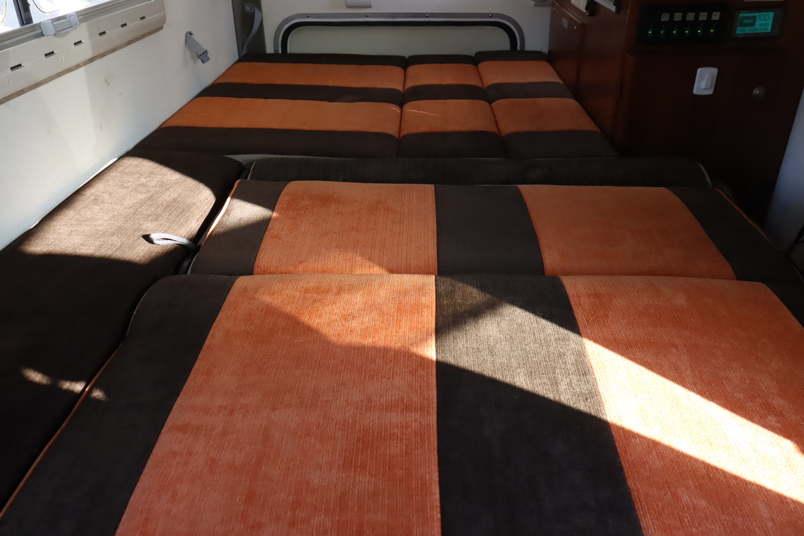 キャンピングカー 軽キャンパー ｸﾘｯﾊﾟｰ ｲﾝﾃﾞｨｱﾅRV ｲﾝﾃﾞｨ727