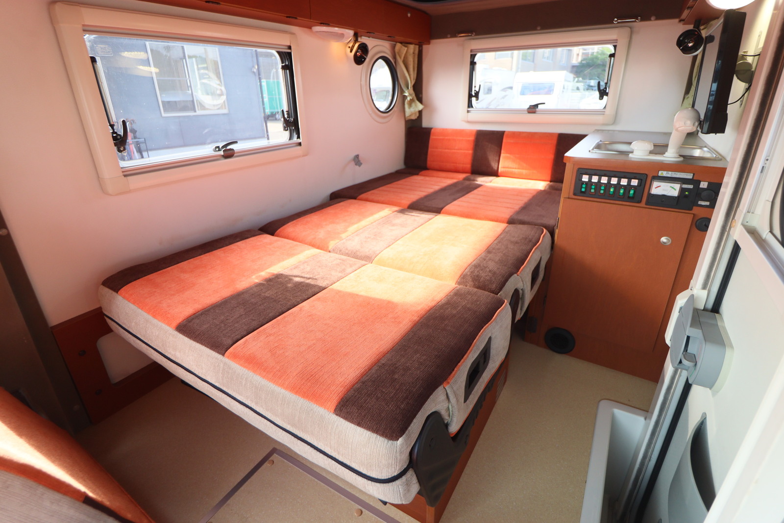 キャンピングカー 軽キャンパー ｷｬﾘｲ ｲﾝﾃﾞｨｱﾅRV ｲﾝﾃﾞｨ727