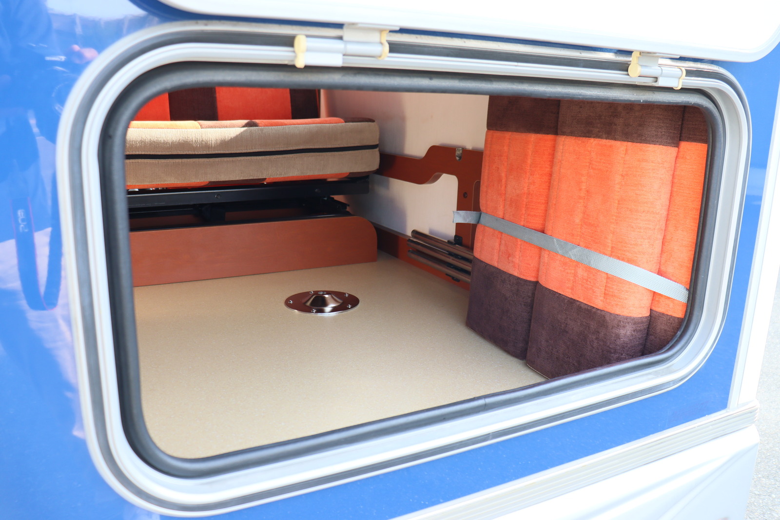 キャンピングカー 軽キャンパー ｷｬﾘｲ ｲﾝﾃﾞｨｱﾅRV ｲﾝﾃﾞｨ727