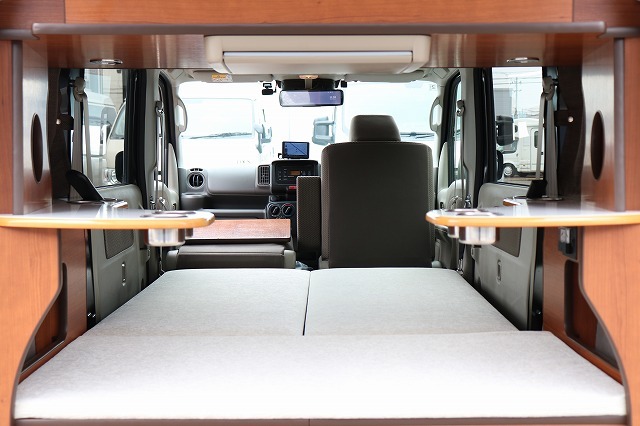 キャンピングカー 軽キャンパー ｴﾌﾞﾘｲ ﾛｰﾀｽRV EKｸﾙｰｽﾞ　4WD