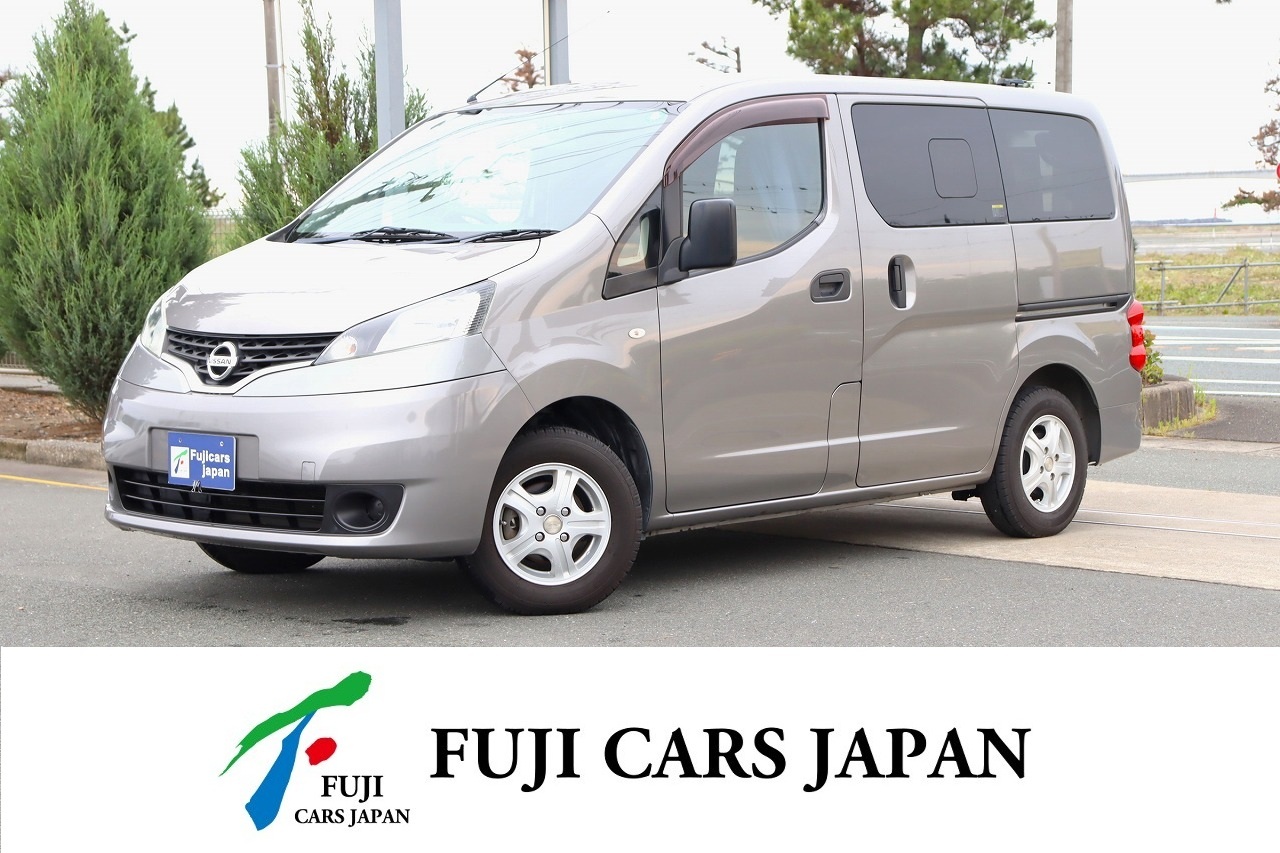キャンピングカー バンコン NV200バネット ピーズクラフト製