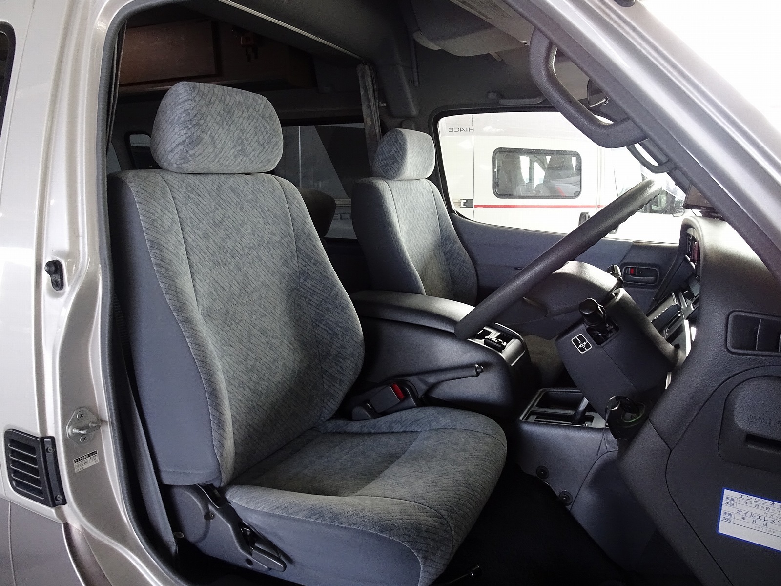 キャンピングカー バンコン ﾊｲｴｰｽ ｱｸﾃｨﾌﾞ ﾃﾛｽⅡ 4WDDT