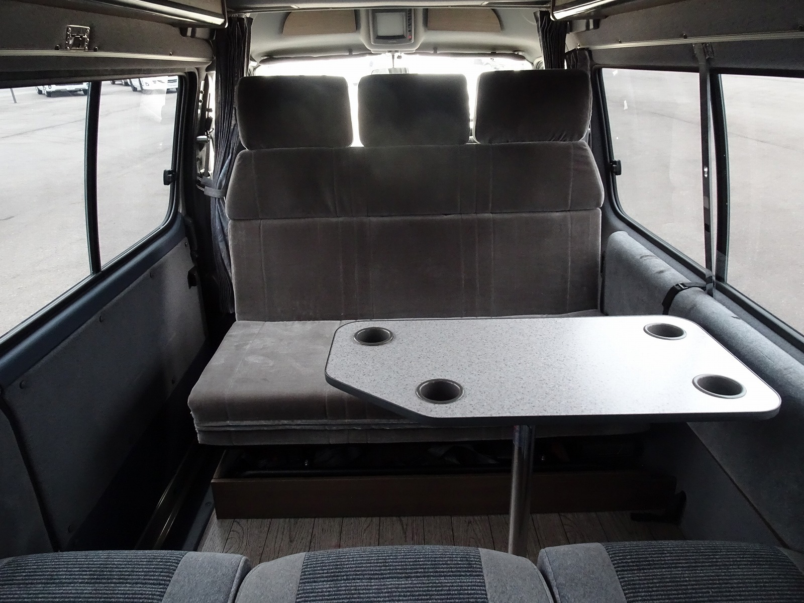 キャンピングカー バンコン ﾊｲｴｰｽ ｱｸﾃｨﾌﾞ ﾃﾛｽⅡ 4WDDT