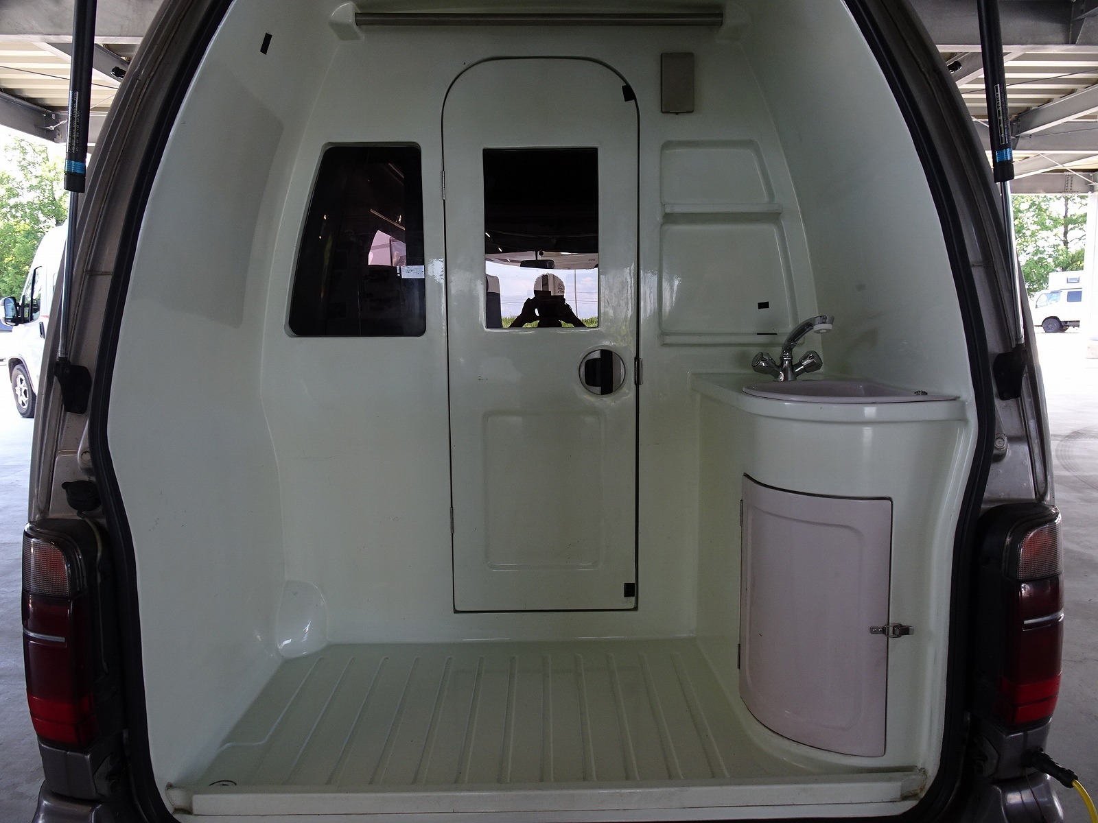 キャンピングカー バンコン ﾊｲｴｰｽ ｱｸﾃｨﾌﾞ ﾃﾛｽⅡ 4WDDT