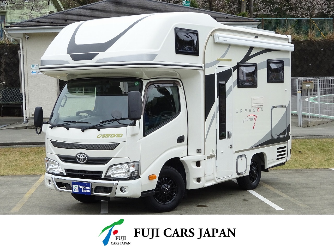 キャンピングカー キャブコン カムロード ナッツRV クレソンジャーニー タイプR