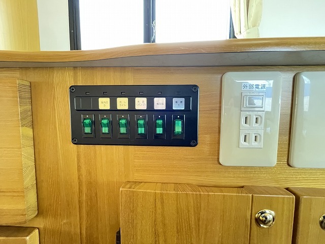 キャンピングカー キャブコン ｶﾑﾛｰﾄﾞ ﾅｯﾂRV ﾈｵｸﾚｿﾝ