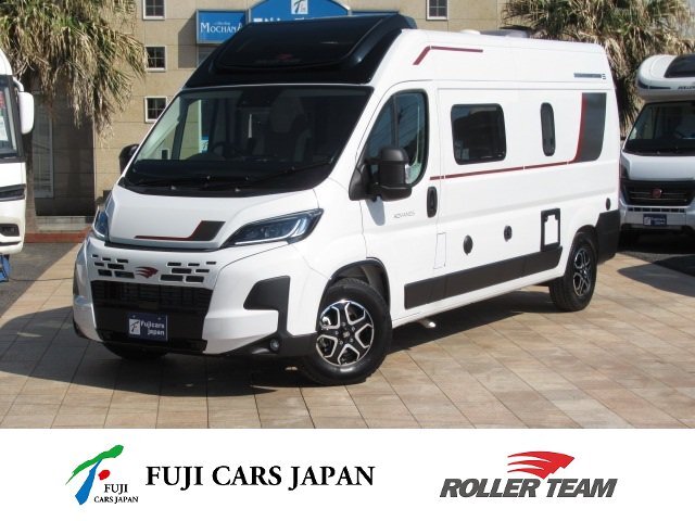 キャンピングカー バンコン ローラーチーム リビングストーン5 DCクーラー標準装備