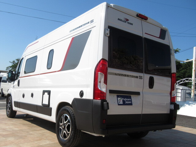 キャンピングカー バンコン ﾛｰﾗｰﾁｰﾑ ﾘﾋﾞﾝｸﾞｽﾄｰﾝ5 DCｸｰﾗｰ標準装備