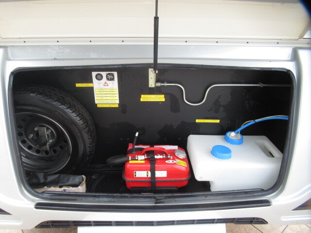 キャンピングカー トレーラー ﾄﾘｶﾞﾉ ｴﾒﾛｰﾄﾞ376Vｴﾃﾞｨｼｮﾝ