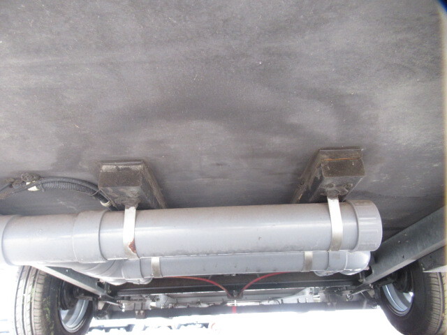 キャンピングカー トレーラー ﾄﾘｶﾞﾉ ｴﾒﾛｰﾄﾞ376Vｴﾃﾞｨｼｮﾝ