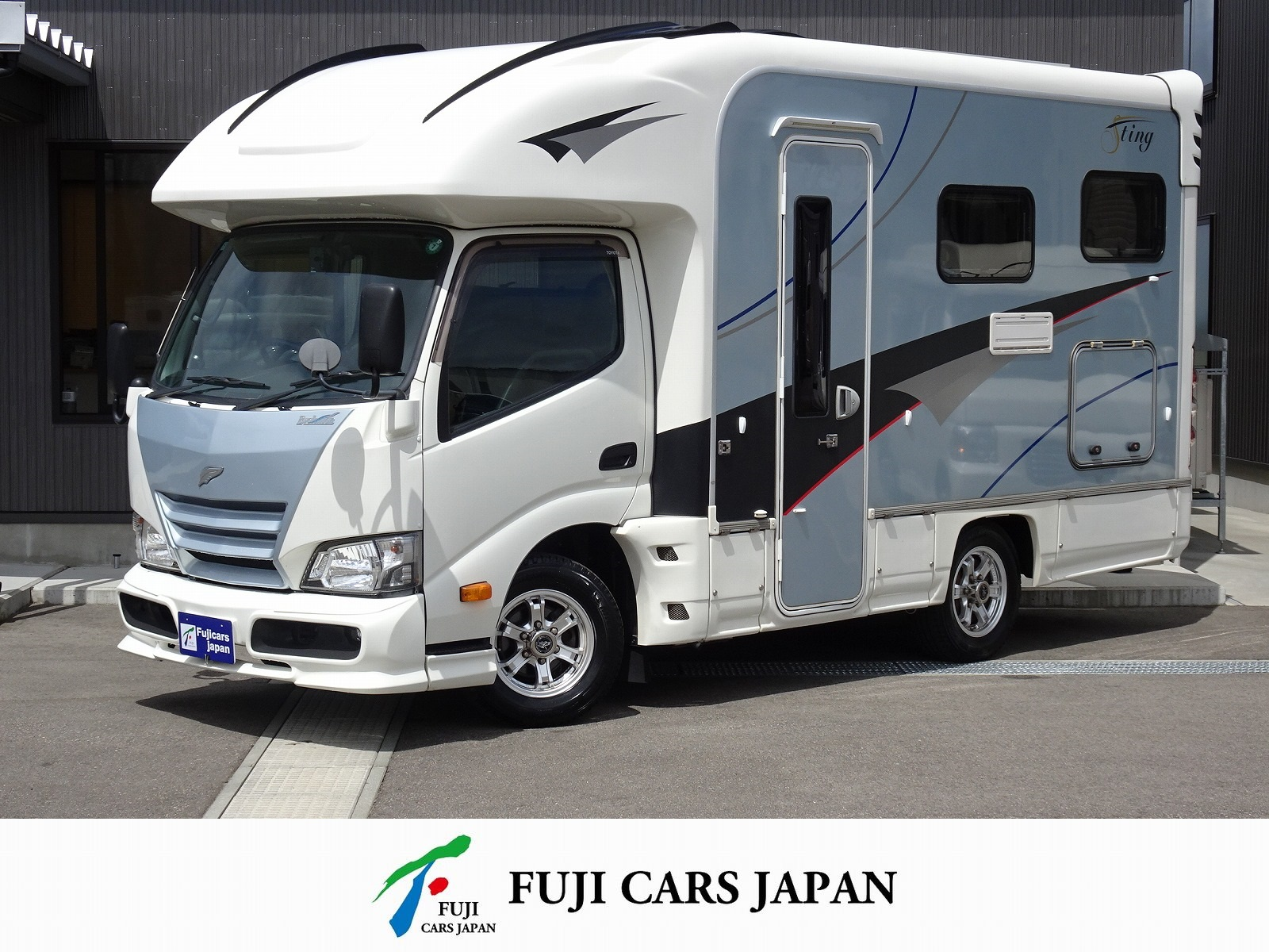 キャンピングカー キャブコン カムロード ナッツRV クレアスティング5.3Xエボ