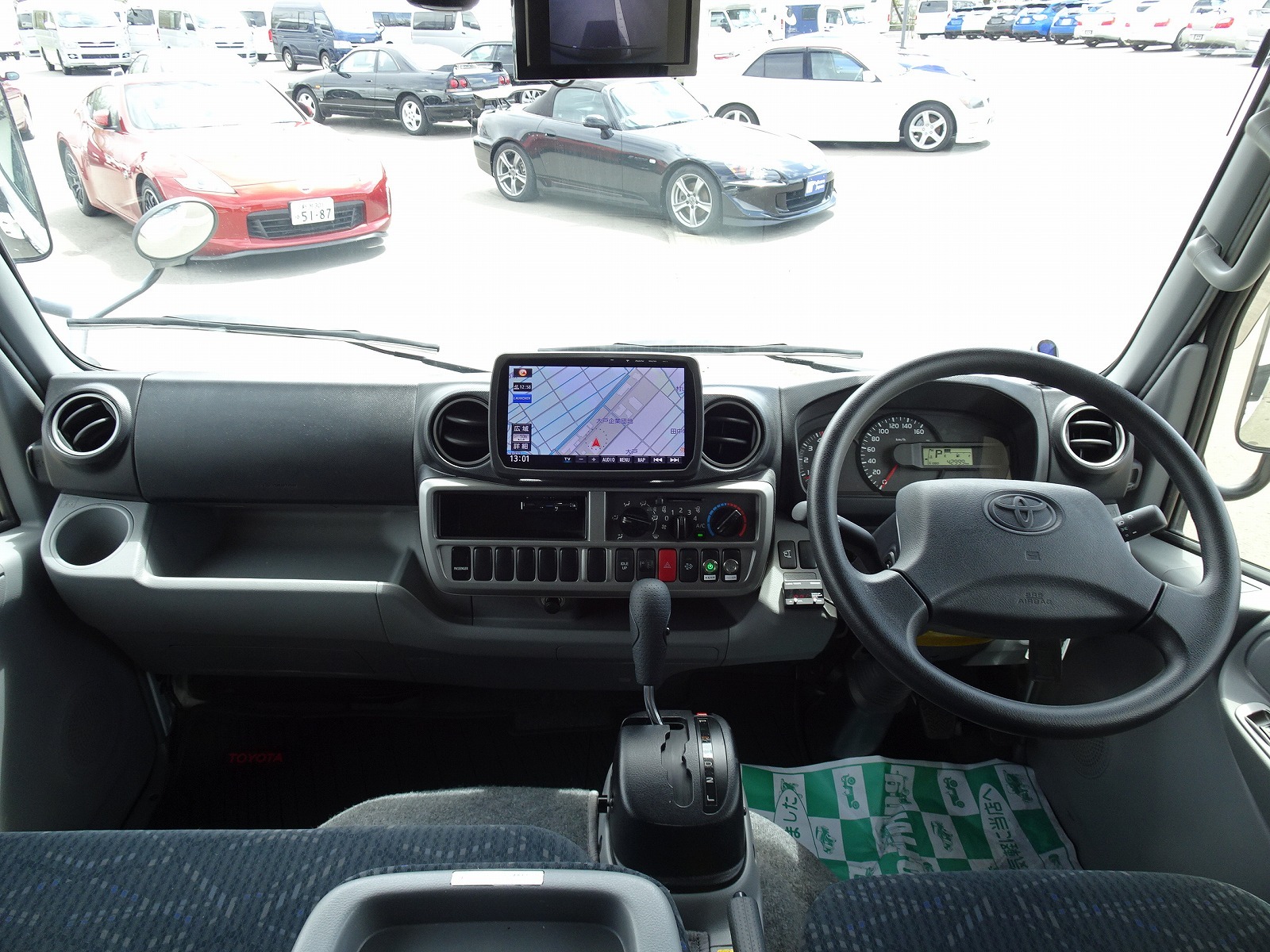 キャンピングカー キャブコン ｶﾑﾛｰﾄﾞ ﾅｯﾂRV ｸﾚｱｽﾃｨﾝｸﾞ5.3Xｴﾎﾞ
