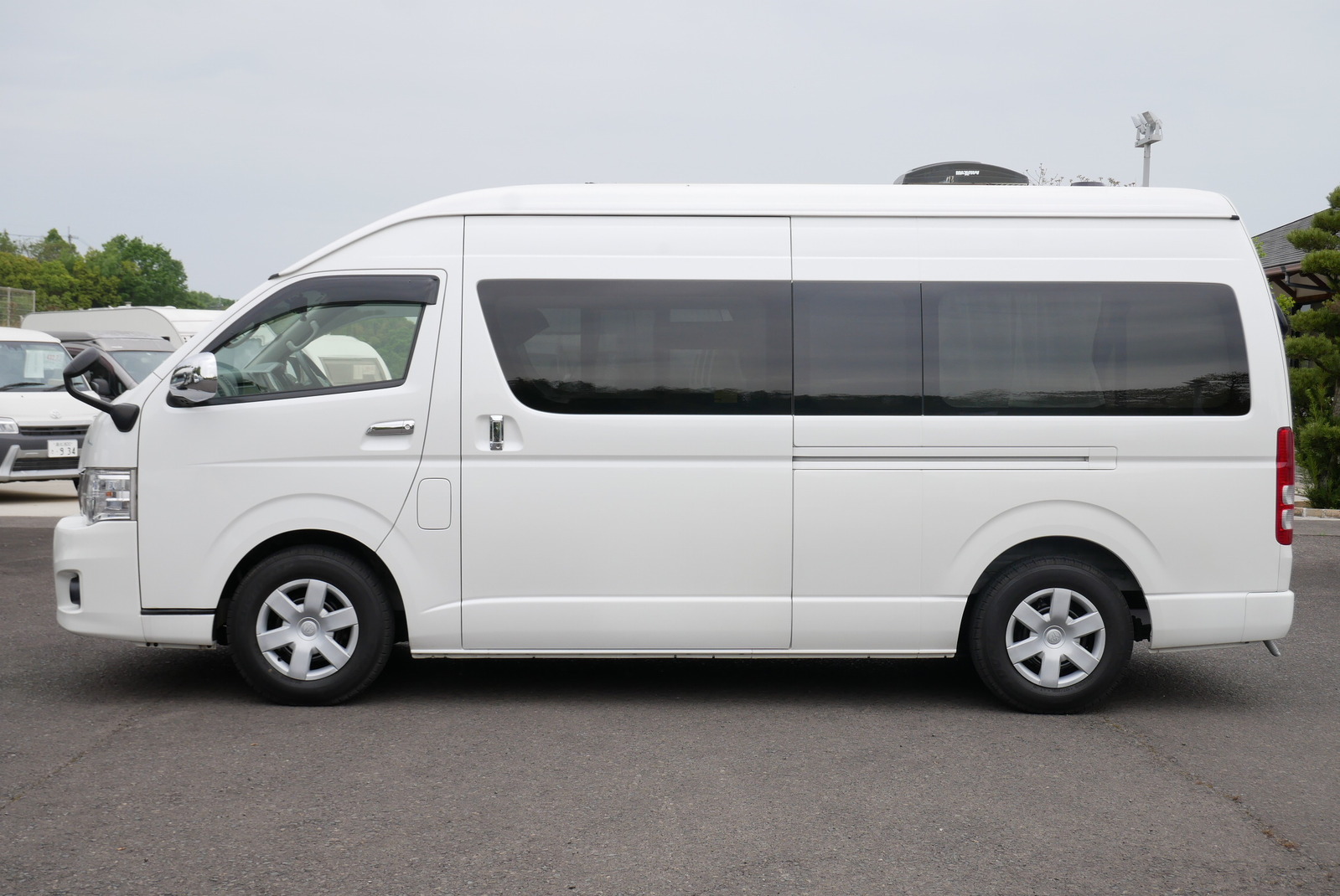 キャンピングカー バンコン ﾊｲｴｰｽ ﾚｸﾋﾞｨ ｶﾝﾄﾘｰｸﾗﾌﾞ 12Vｸｰﾗｰ
