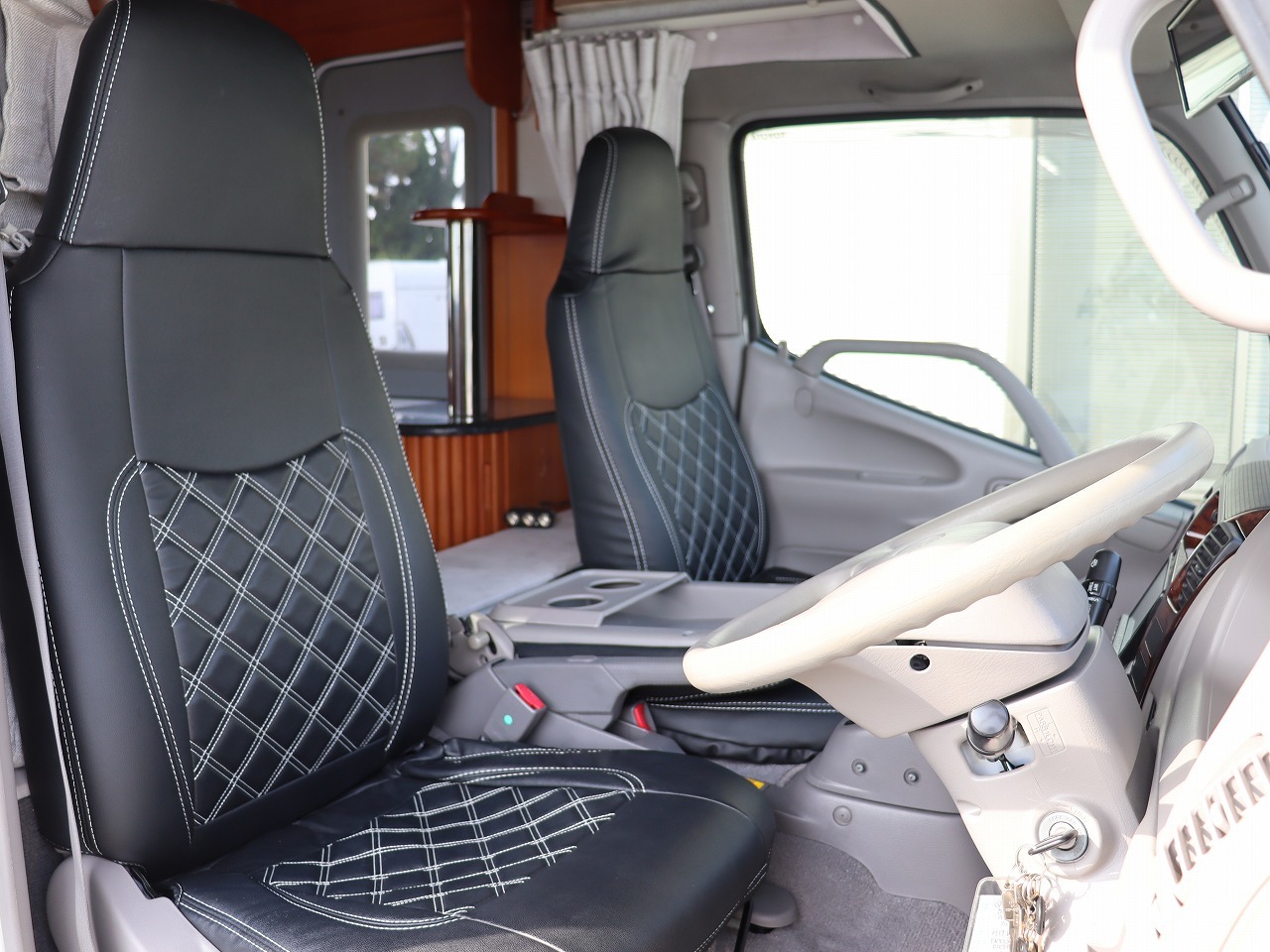 キャンピングカー キャブコン ｶﾑﾛｰﾄﾞ AtoZ ｱﾙﾋﾞｵﾝ FF ｿｰﾗｰ