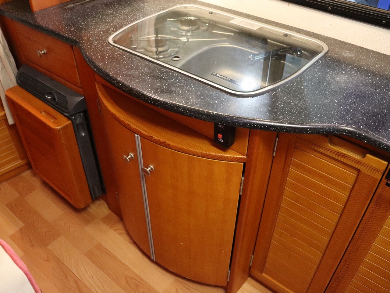 キャンピングカー キャブコン ｶﾑﾛｰﾄﾞ AtoZ ｱﾙﾋﾞｵﾝ FF ｿｰﾗｰ