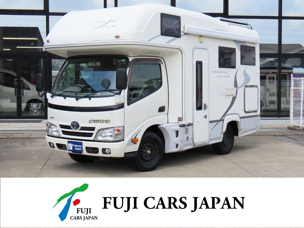 キャンピングカー キャブコン カムロード ナッツRV クレソンボヤージュR 4WD