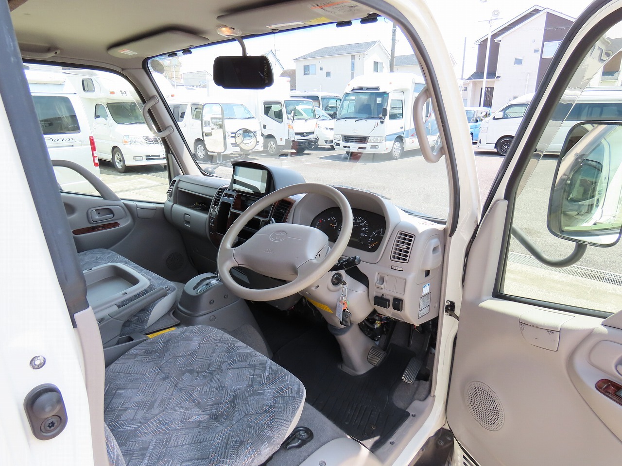 キャンピングカー キャブコン ｶﾑﾛｰﾄﾞ ﾅｯﾂRV ｸﾚｿﾝﾎﾞﾔｰｼﾞｭR 4WD