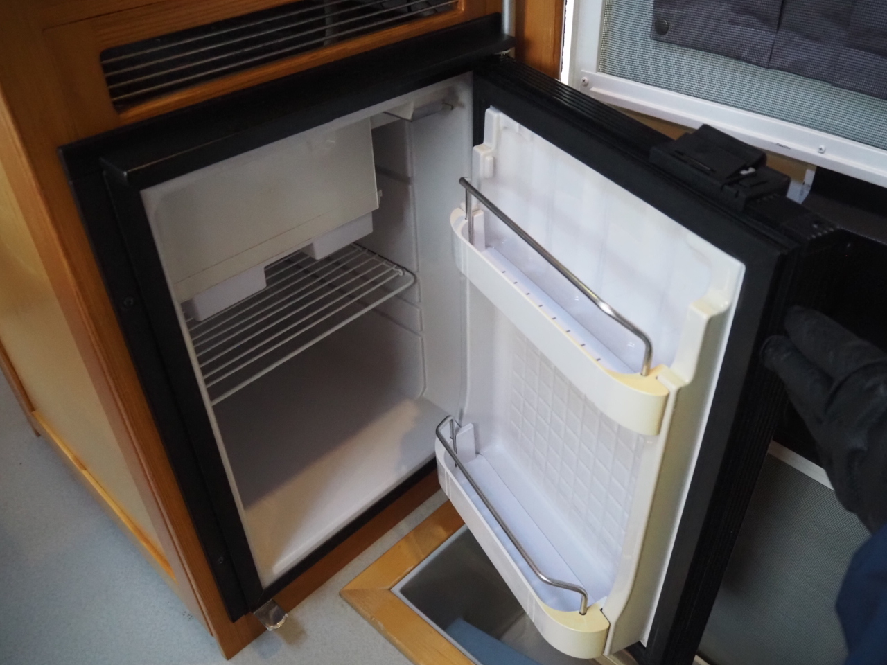 キャンピングカー キャブコン ﾎﾞﾝｺﾞ AtoZ ｱﾐﾃｨ 5MT FFﾋｰﾀｰ