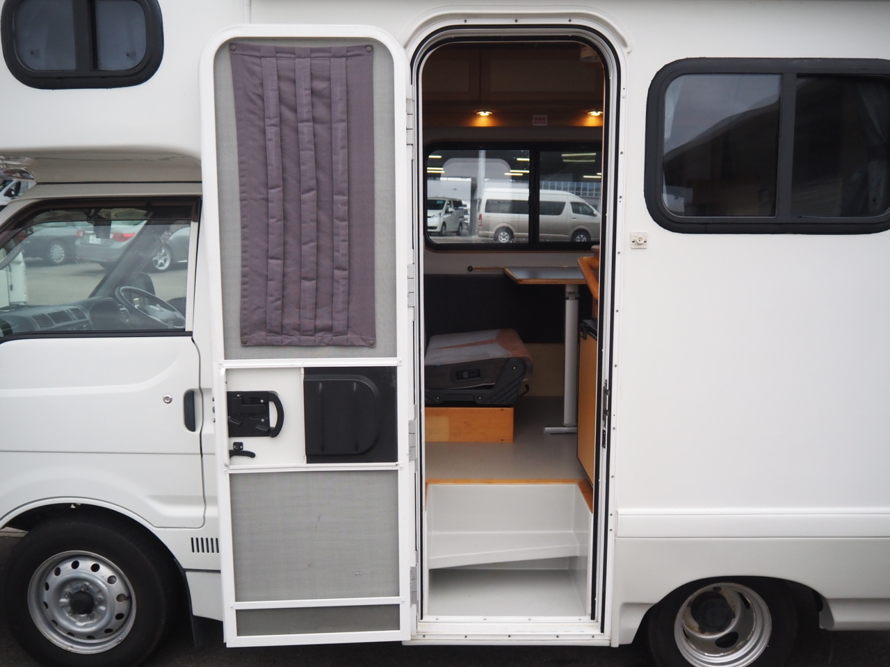 キャンピングカー キャブコン ﾎﾞﾝｺﾞ AtoZ ｱﾐﾃｨ 5MT FFﾋｰﾀｰ