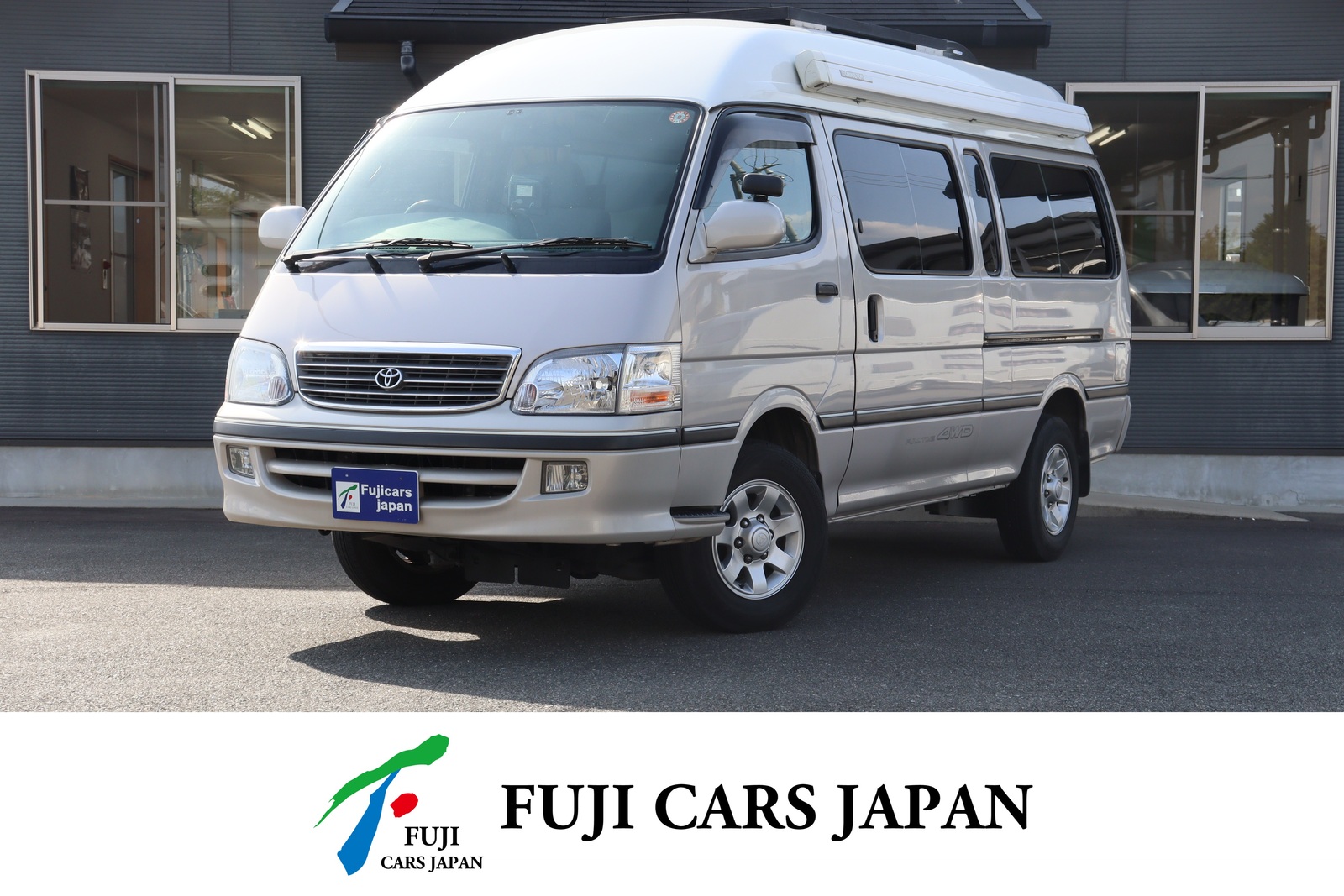 キャンピングカー バンコン ハイエース オリジナル仕様 4WD