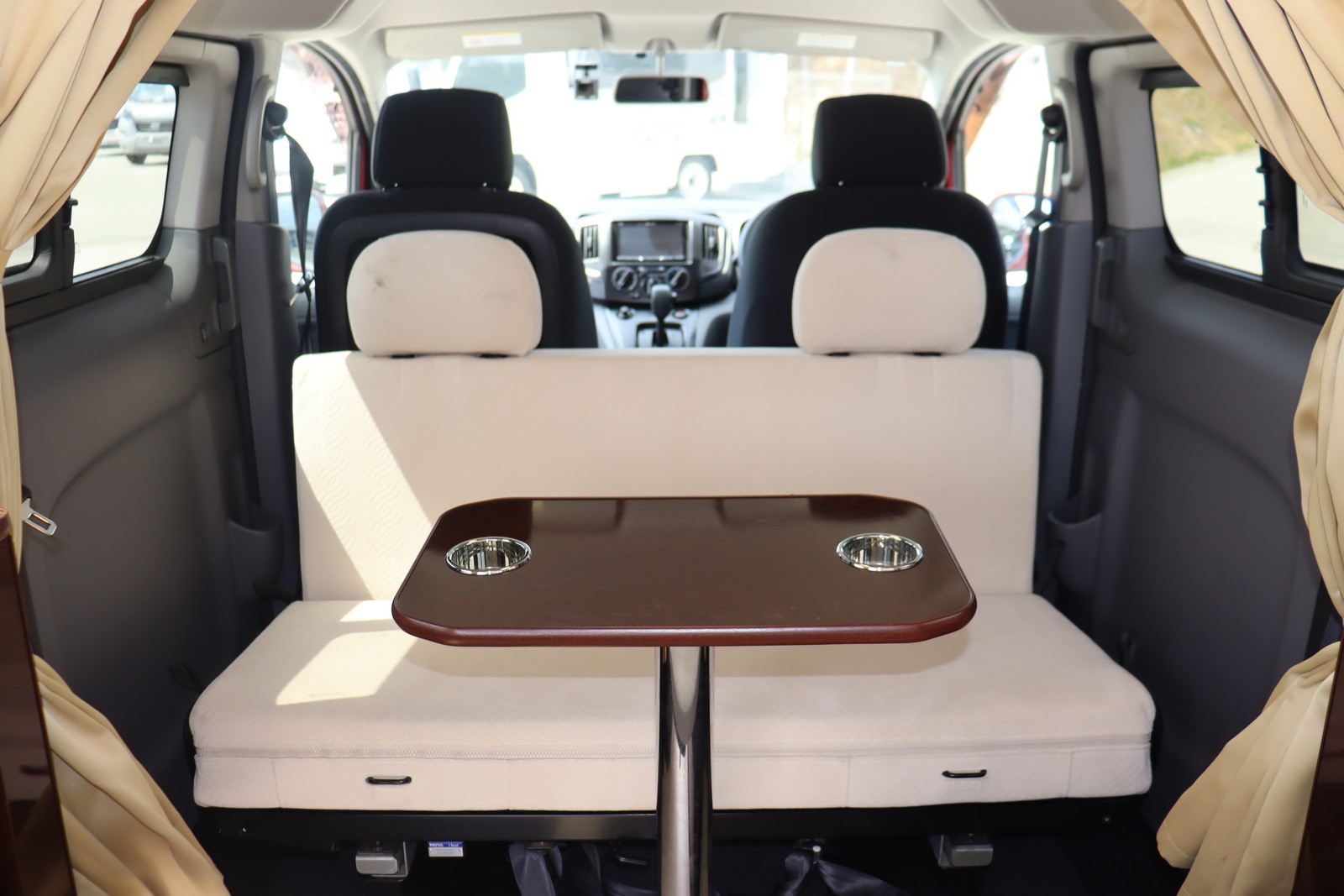 キャンピングカー バンコン NV200ﾊﾞﾈｯﾄ FOCS RBﾘﾉﾀｸﾐ FFﾋｰﾀ