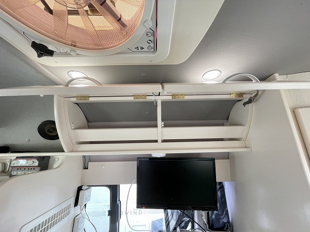 キャンピングカー バンコン ﾊｲｴｰｽ RVﾋﾞｯｸﾌｯﾄ ﾘﾄﾙﾉｵｸﾀｰﾋﾞｱ