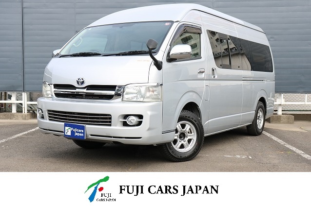 キャンピングカー バンコン ハイエース ファーストカスタム ディレット　4WD