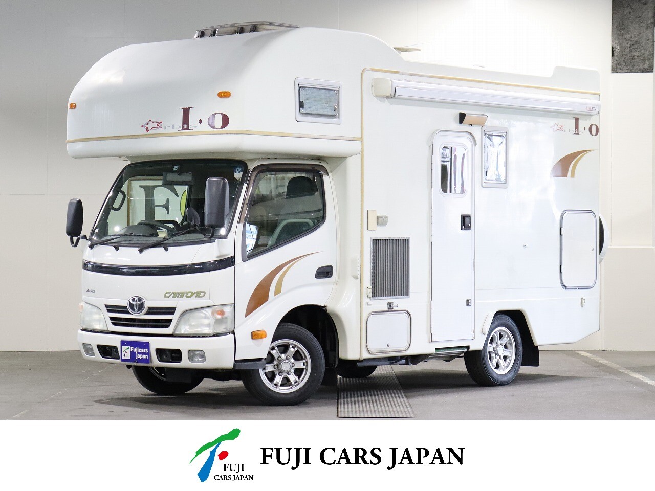 キャンピングカー キャブコン カムロードキャンピングワークス オルビスイオ 4WD