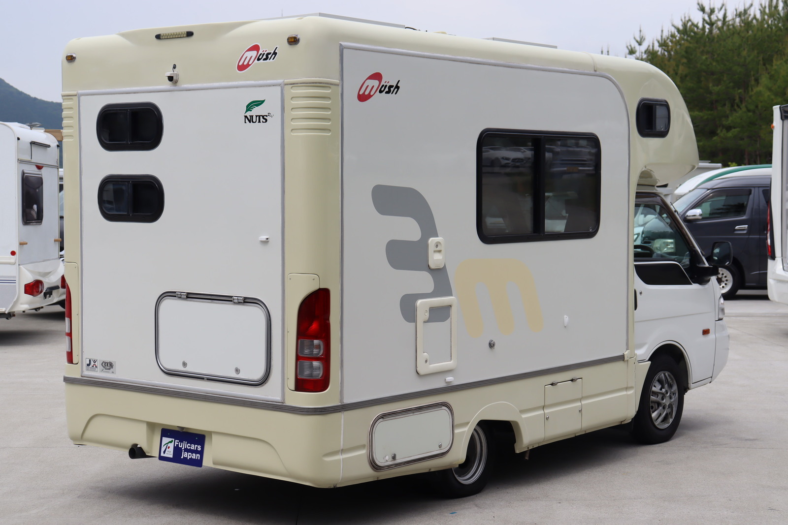 キャンピングカー キャブコン ﾊﾞﾈｯﾄ ﾅｯﾂRV ﾏｯｼｭ ﾘﾁｳﾑ 家庭用ｴｱｺﾝ