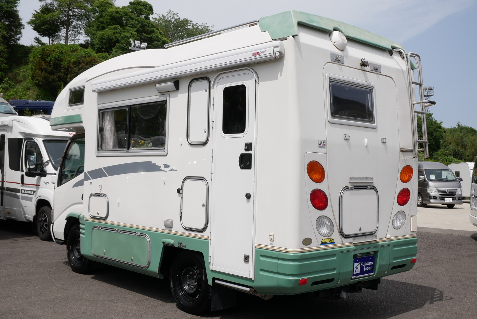 キャンピングカー キャブコン ｶﾑﾛｰﾄﾞ ﾊﾞﾝﾃｯｸ ｼﾞﾙ 4WD