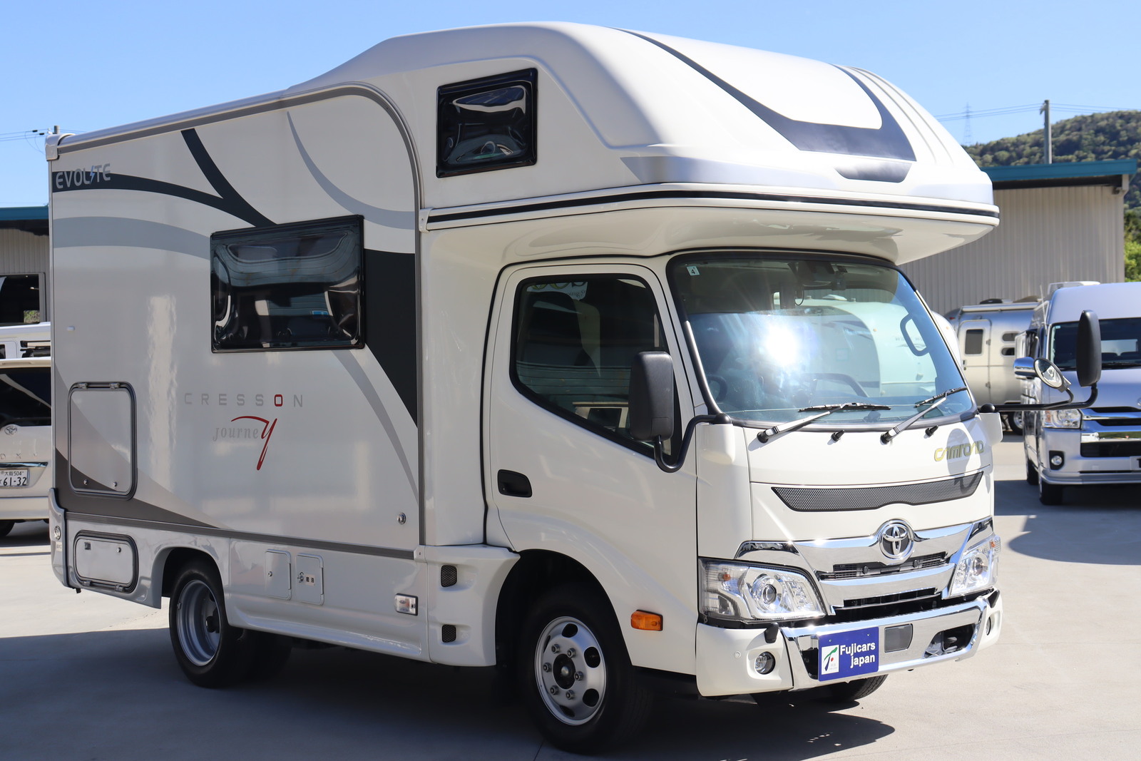 キャンピングカー キャブコン ｶﾑﾛｰﾄﾞﾅｯﾂｸﾚｿﾝｼﾞｬｰﾆｰXｴﾎﾞﾗｲﾄ4WD