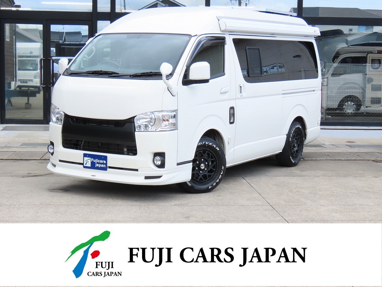 キャンピングカー バンコン ハイエース リンエイ製バカンチェス　プライベート