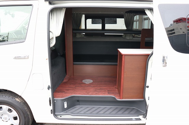 キャンピングカー バンコン ﾊｲｴｰｽ OMC 北斗 4WD