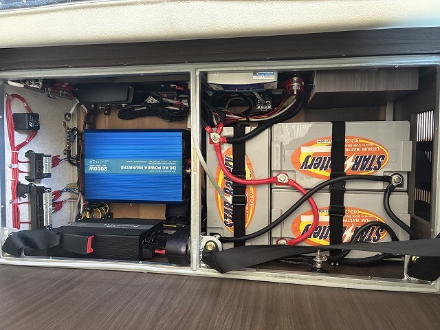キャンピングカー キャブコン ｶﾑﾛｰﾄﾞ ﾀﾞｲﾚｸﾄｶｰｽﾞ ﾄﾘｯﾌﾟ