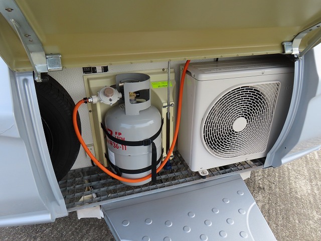 キャンピングカー トレーラー ﾌｪﾝﾄ ﾄﾊﾟｰｽﾞ510 家庭用ｴｱｺﾝ FFﾋｰﾀｰ