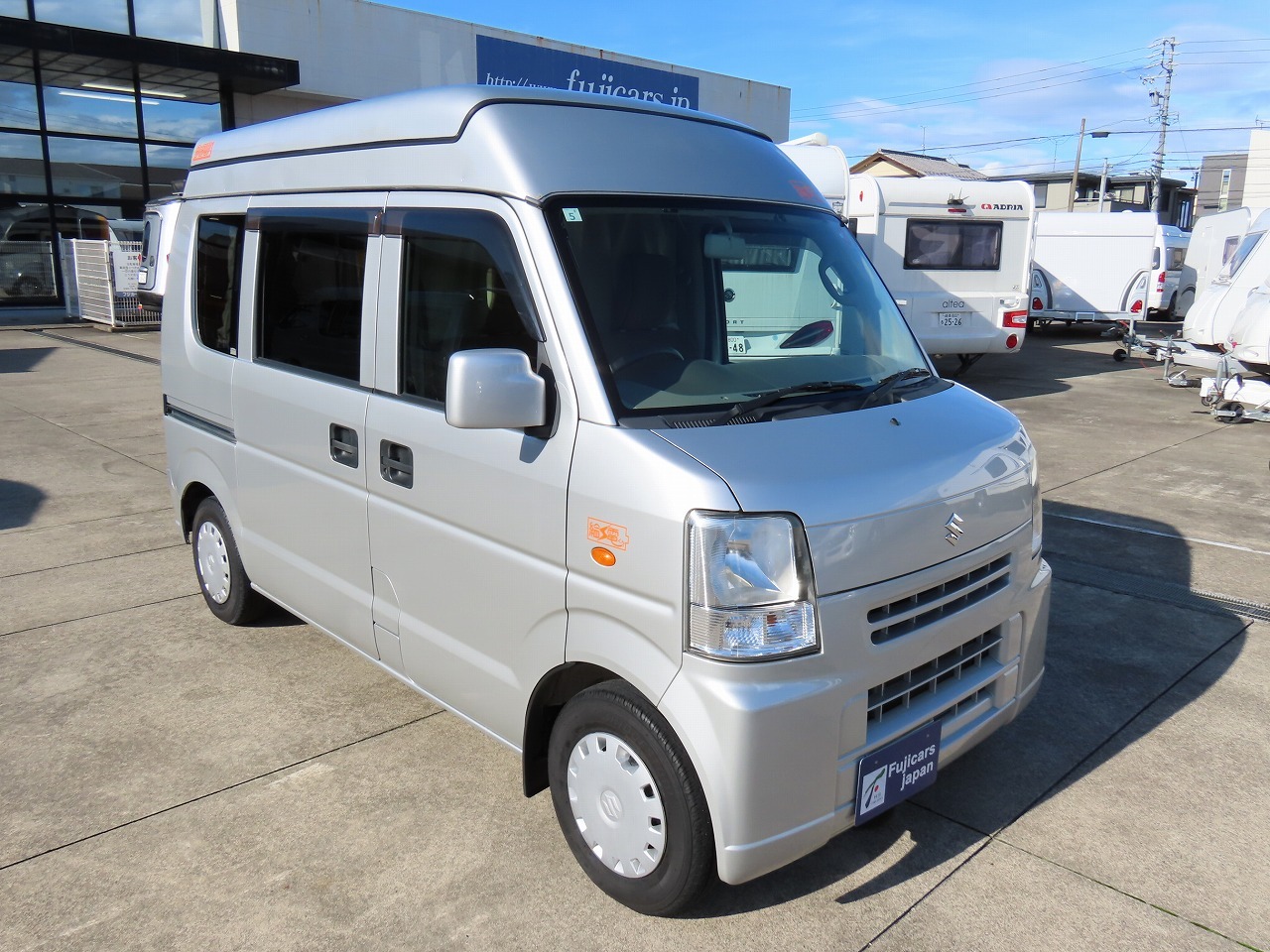 キャンピングカー 軽キャンパー ｴﾌﾞﾘｲ ｵｰﾄﾜﾝ 給電くん
