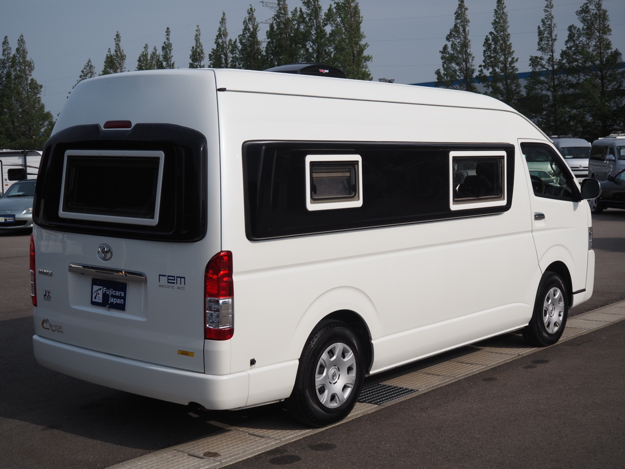 キャンピングカー バンコン ﾊｲｴｰｽ ｷｬﾝﾊﾟｰ鹿児島 ﾚﾑｾｶﾝﾄﾞｱｸﾄ 4WD