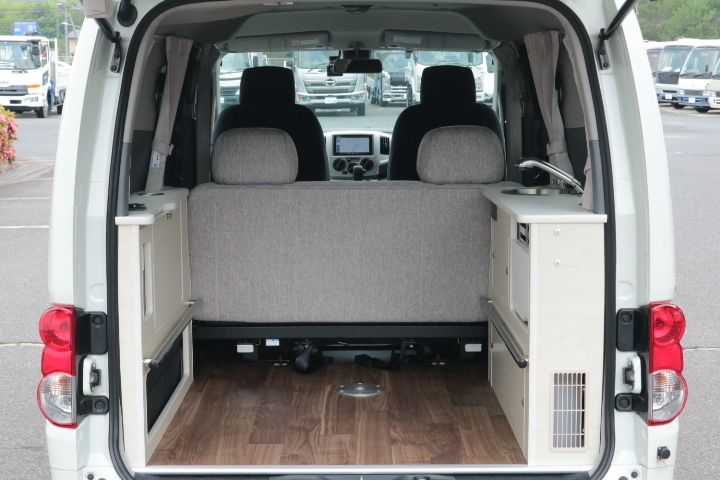 キャンピングカー バンコン NV200ﾊﾞﾈｯﾄ ｱﾈｯｸｽ ﾘｺﾙｿSS