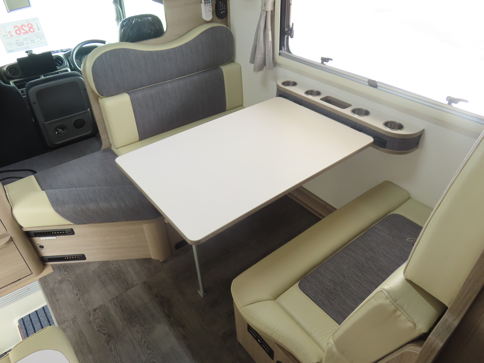 キャンピングカー キャブコン ｶﾑﾛｰﾄﾞ 東和 ｳﾞｫｰﾝR2B EXC 家庭用ｴｱｺﾝ