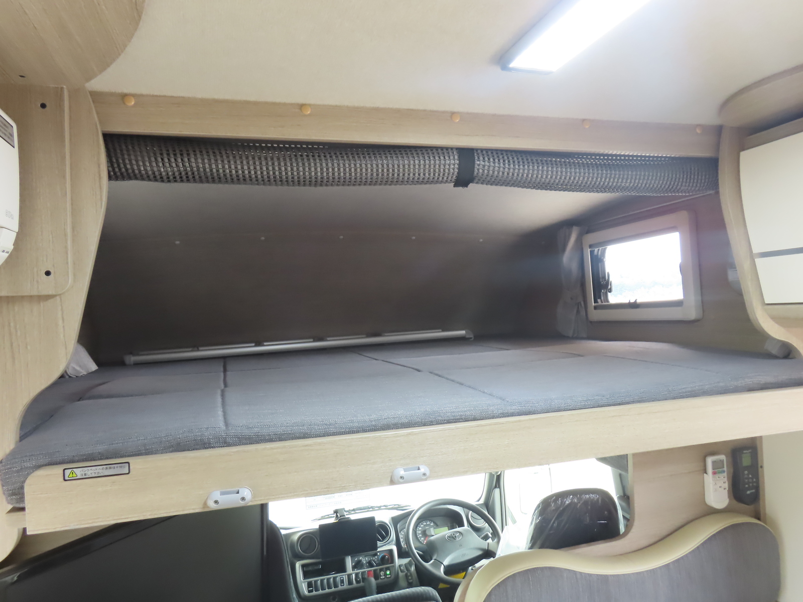 キャンピングカー キャブコン ｶﾑﾛｰﾄﾞ 東和 ｳﾞｫｰﾝR2B EXC 家庭用ｴｱｺﾝ