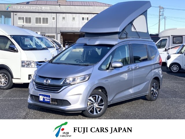 キャンピングカー バンコン フリード+ ホワイトハウス フリースタイル 4駆 FF暖房